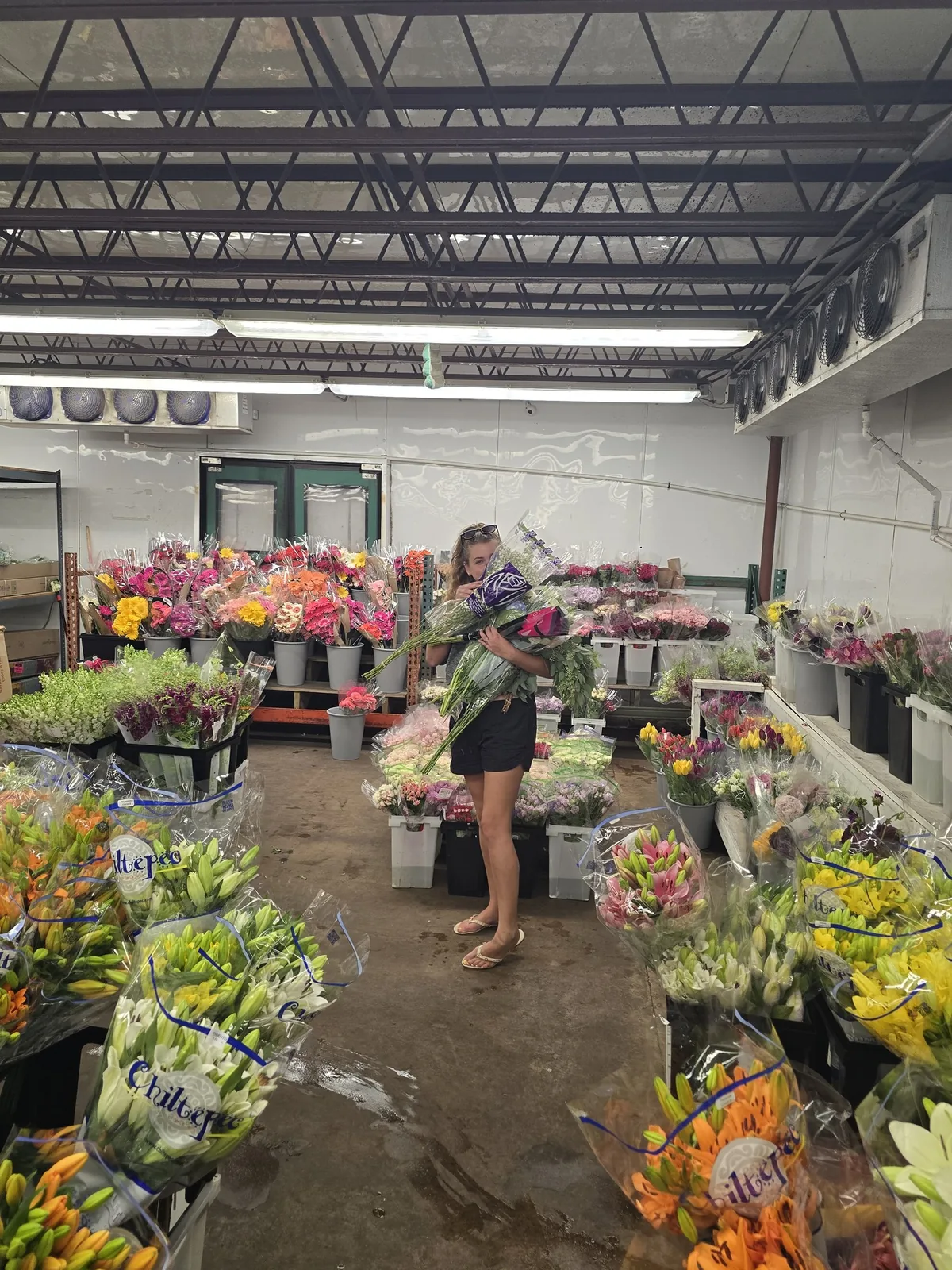 Corporate Floral Houston | Fresh Flowers Daily | Lola in Bloom Houston flower market — Lola in Bloom sources fresh corporate floral arrangements daily for Houston offices