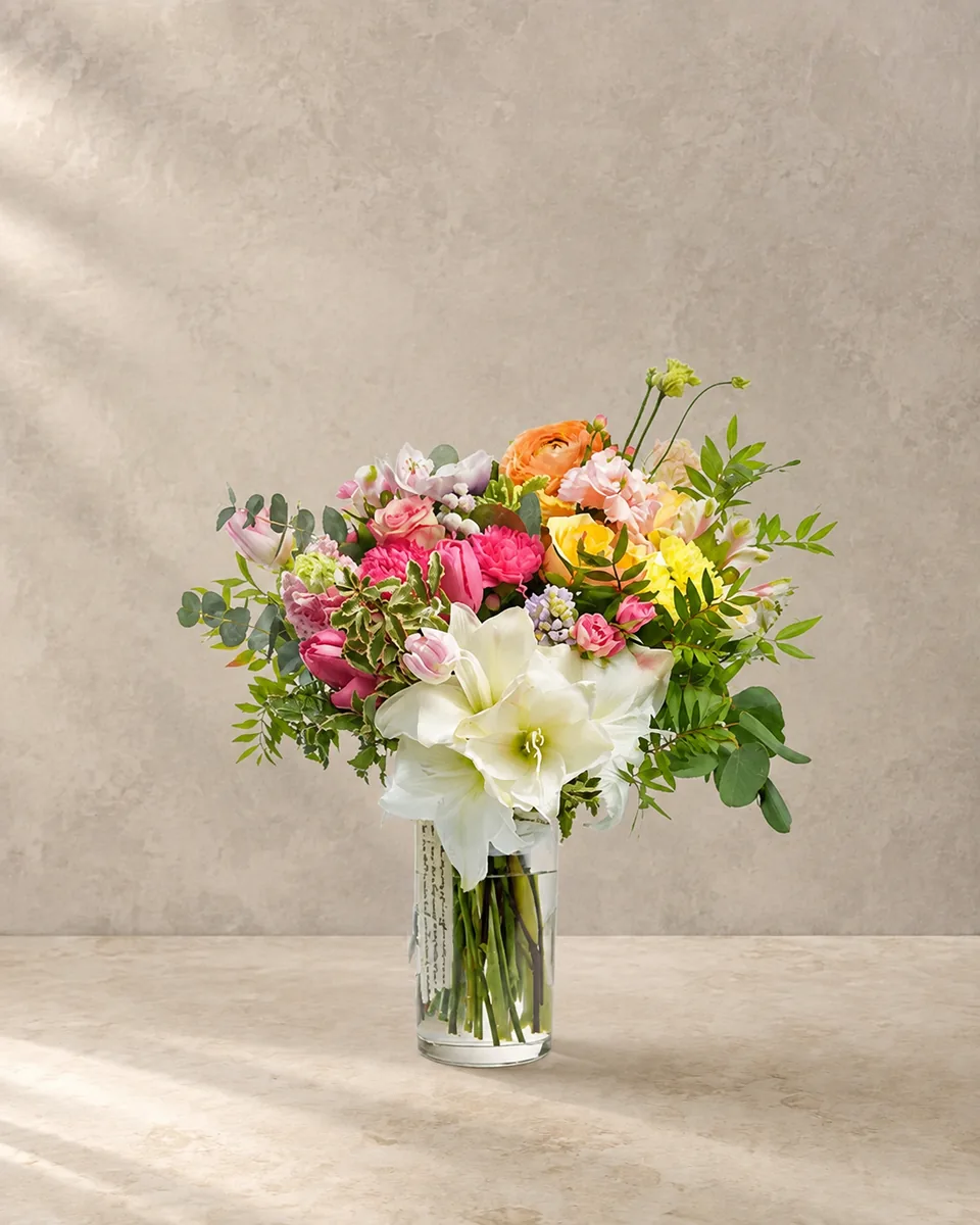 The Whitney flower arrangement by Lola in Bloom